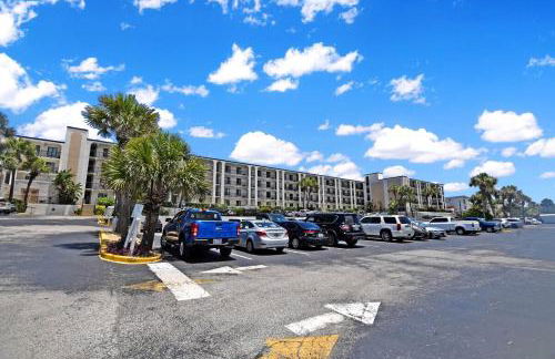 130 Direct Ocean Front 1 bedroom condo with heated pool - Foto 34