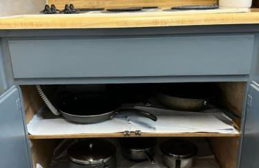 New 2BR Home w Parking Laundry in 580-80 - Foto 55