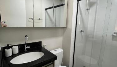 Flat Studio Cuiabá NOVO, apartamento1308, Ótima localização - Foto 5, towels, Shower