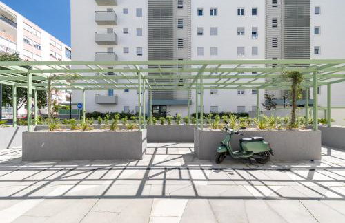 Boutique Soft Tones with Balcony and Secured Garage - Photo 23