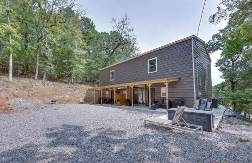 Duplex with Furnished Patio Near Lake Ouachita! - Foto 24