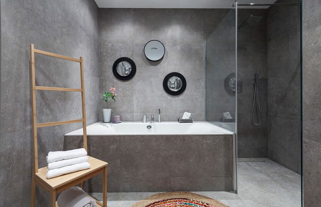 Unit 4 - Spacious Smart Home Triplex Private Garden & Parking - Foto 14