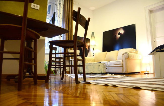 Salon 5 Zemun , Belgrade - Foto 2