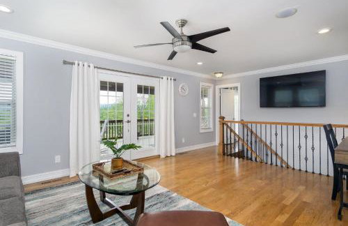 Hot Tub, Views & Game Room - 20 min to Downtown Asheville! - Foto 25