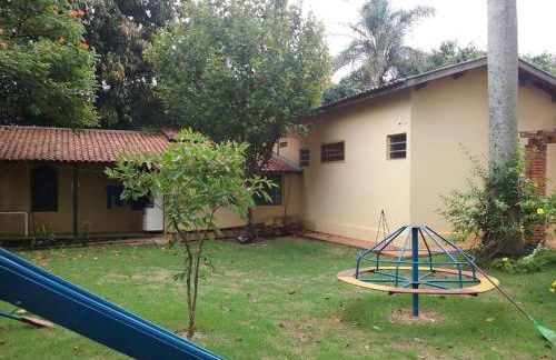 Chácara Linda e Aconchegante com 300mega Internet, Quadra Beach Tennis e Mesa de Sinuca - Foto 12