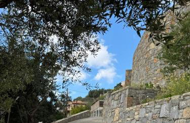 Stone Heaven Villa -Poolside BBQ & Fresh Herbs - Photo 28