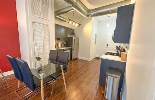 South Loop 3BR 420-Friendly Suite Near McCormick 2001 S State St - 3B - Foto 3