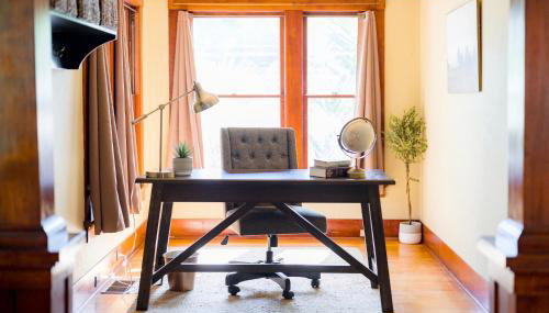 1907 Stone House - King Bed, Office, Crib, Toys - Foto 3