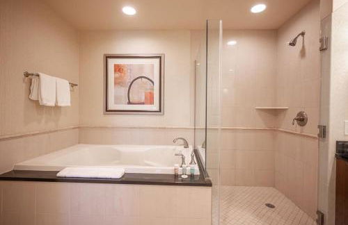 No Resort Fee Strip View Balcony+Free Valet+ Pool - Foto 29