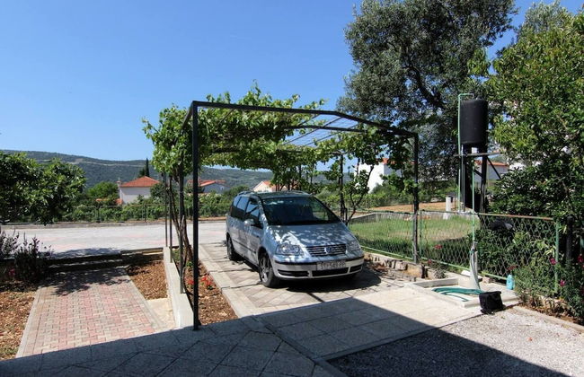 Lovely 2-bedroom Apartment in Poljica - Photo 18