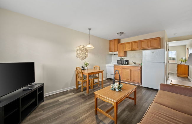 Affordable Suites Charlottesville - Photo 19