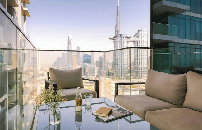 Sonder by Marriott Bonvoy Downtown Towers Apartments - Photo 2