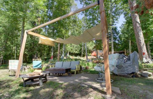 Lakefront Deer River Apt with Dock, Fire Pit and Patio - Foto 21