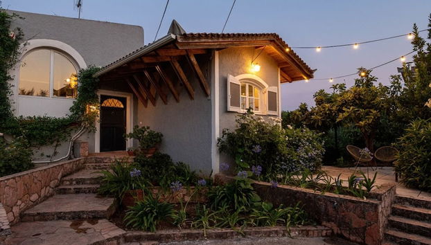 Serene Seaside Bliss - Lush Secluded Garden Oasis - Foto 2, Habitación