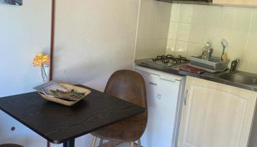 le gite des vignes Studio tout confort 1 chambre dans le vignoble Franche Comte Arbois - Foto 2