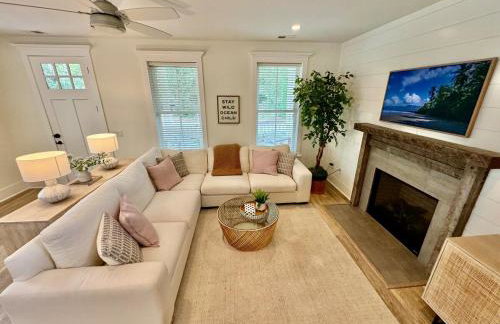 Wharf Street Coastal Escape - 3BR Old Town Luxury - Photo 22