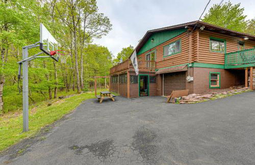 Game Room, Hot Tub! Cabin 9 Mi to Big Boulder Mtn - Foto 34