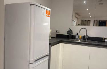 Modern Apartment - Free Parking - Foto 5