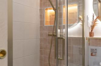 Elegant studio between train station and city center - Foto 25