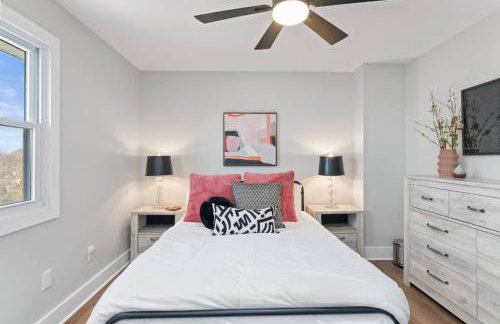 Renovated 4BR Independence Retreat on 1.3 Acres - Foto 12