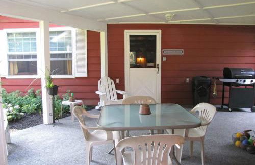 The Game Cabin at Rustic River - Foto 10