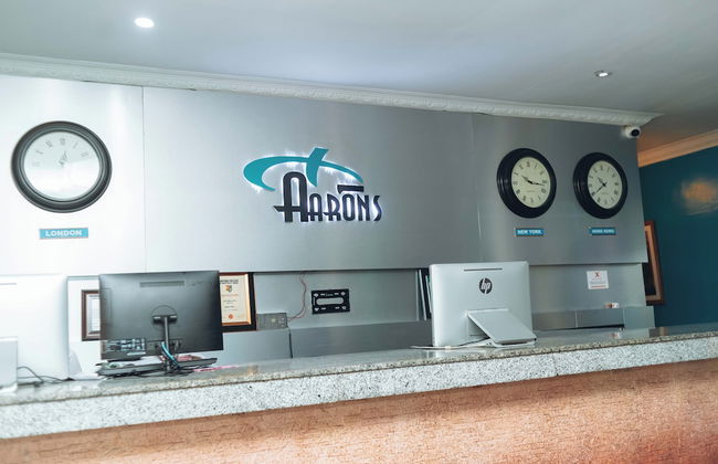 Aaron's Place Luxury Apartments & Rooms - Photo 3