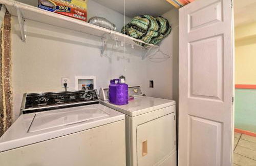 Oceanfront Sargent Beach Home with Dock! - Foto 21