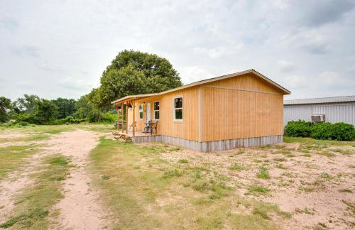 Thackerville Getaway with Porch - Near WinStar! - Foto 19