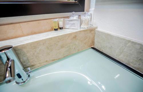 Buena Creek Vista Primary Subdivided Home with Views and Pool - Foto 37