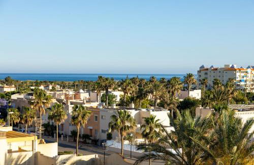Maravilloso ático en Almerimar con piscina y parking - Foto 36