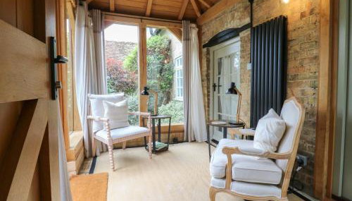 Little Barn - Photo 5