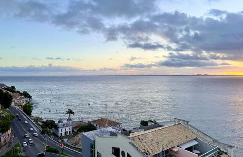 Excepcional Apartamento Vista Mar -Cloc Por do Sol na praia, frete Mar - Foto 13