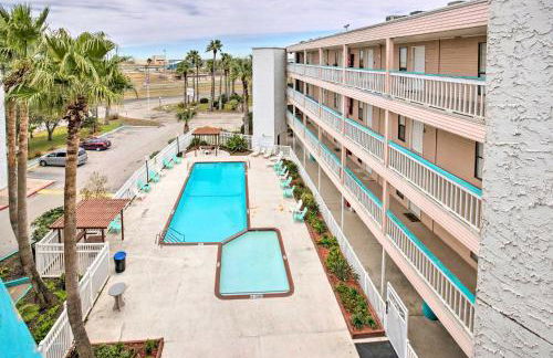 Oceanfront Corpus Christi Condo with Pool! - Foto 20