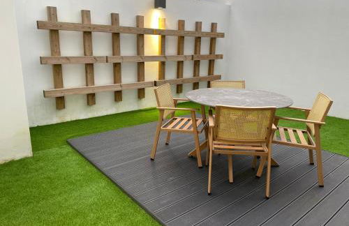 Ocean Breeze Apartment with a pleasant Patio - Photo 14