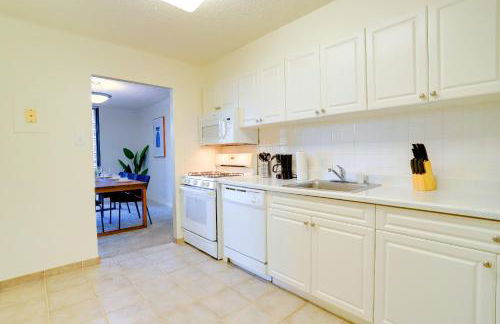 Relax & recharge stay near DC - Foto 6