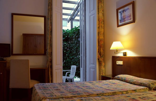 Pazo Almuzara - Photo 7