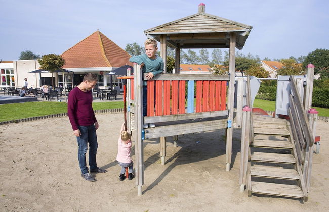 Spacious Holiday Home in Renesse near North Sea - Photo 20
