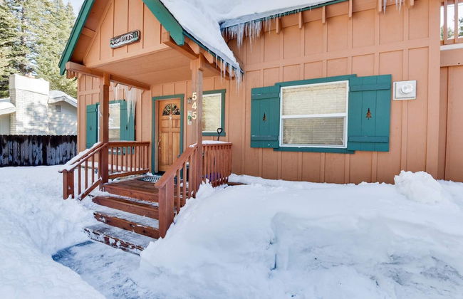 Mckinney Estate w/ Roof Deck Beach & Hike! - Foto 32