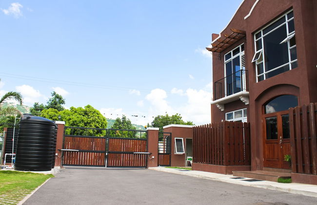 The Guest Apartments at Border Crossings - Photo 58