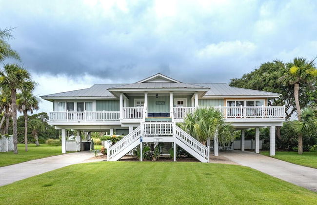 796 Marlin Dr - Photo 1