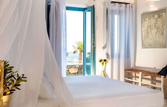 Karkos Beachfront Villa Private pool - Foto 3