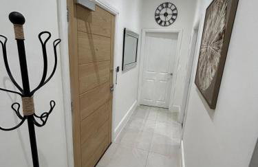 Bradford 2BR Luxury Central Apartment - Foto 8