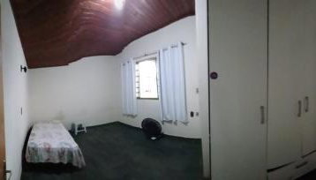 Casa grande e bem localizada - Foto 4