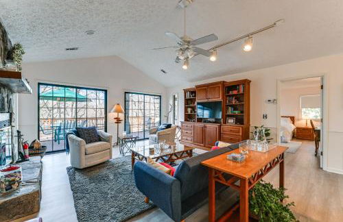 Deck and Community Perks Sky Valley Home! - Foto 6