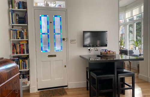 Interior Designed Flat near Kew Botanical Gardens - Foto 4