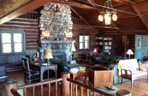 Waterfront Cabin Rental for a Boating Getaway on Loon Lake in New York - Photo 7