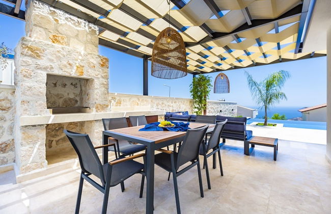 Luxurious 3 bed Villa Located in Kasantalya Turkey With Private Pool and gym - Photo 18