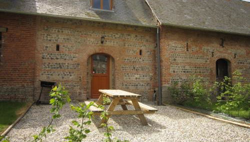 Spacious Cottage With Private Garden in Normandy - Foto 4
