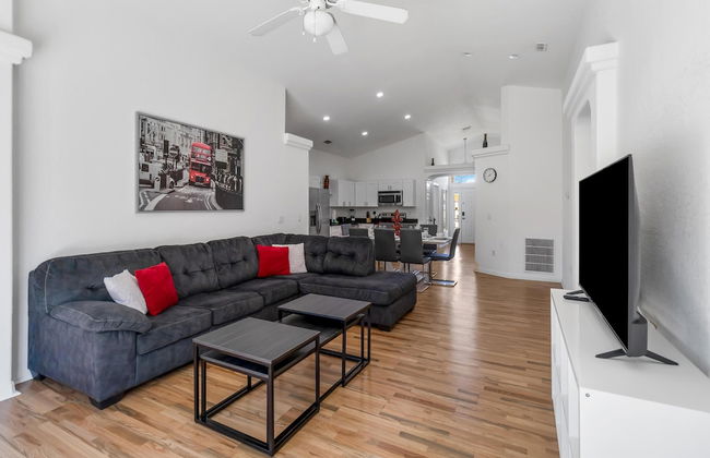 4/2 Private Pool House Near all Famous Attractions!!! - Foto 2