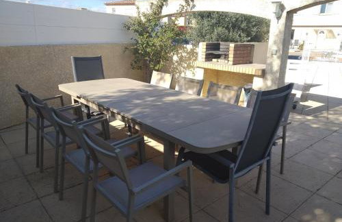 villa classée 4 étoiles avec piscine et boulodrome - Photo 11